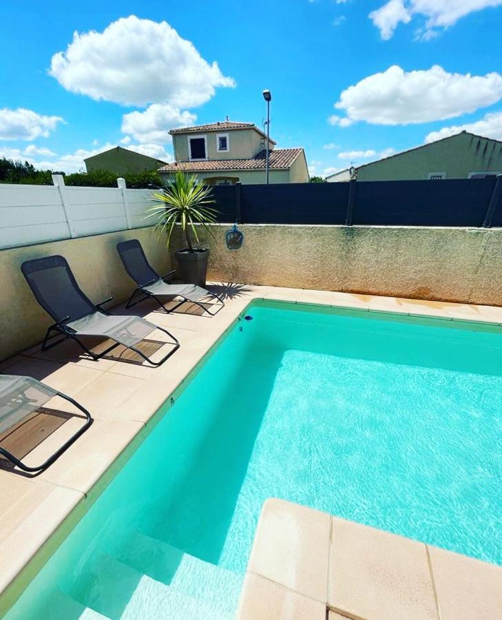 La Villa de l'Olivier piscine privée et parking Carcassonne Esterno foto